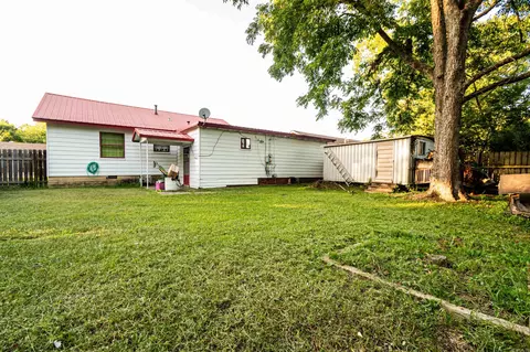 Exterior - 507 Sturgis St, Warren, AR 71671 photo 5 of 5