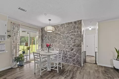 Dining - 6 Liberty Crk, Conway, AR 72032 photo 1 of 1