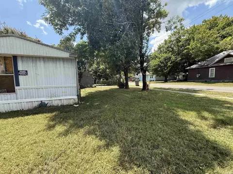 500 Emerson St, Paragould, AR 72450 photo 7