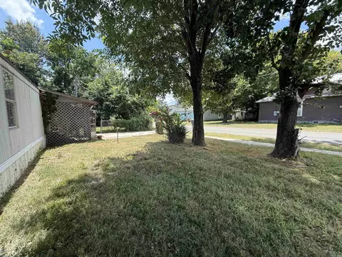 500 Emerson St, Paragould, AR 72450 photo 9