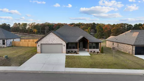 113 Harmony Vlg, Haskell, AR 72015 photo 2