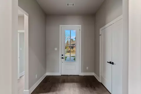 Entry Way - 111 Harmony Vlg, Haskell, AR 72015 photo 6 of 8