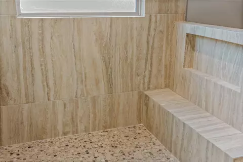 Bath - 111 Harmony Vlg, Haskell, AR 72015 photo 3 of 5
