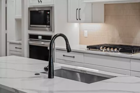 Kitchen - 111 Harmony Vlg, Haskell, AR 72015 photo 6 of 7