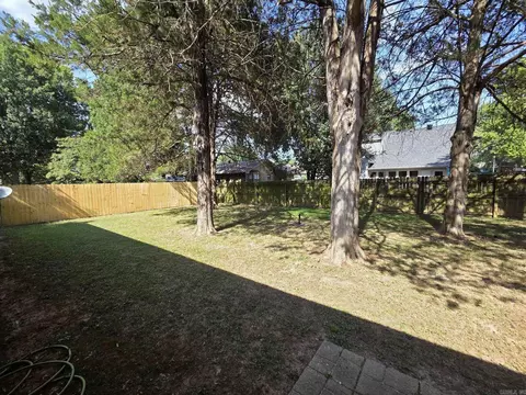 Exterior - 10 Overlook Dr, Searcy, AR 72143 photo 8 of 8