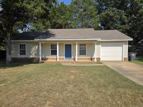 Exterior - 10 Overlook Dr, Searcy, AR 72143 photo 5 of 8