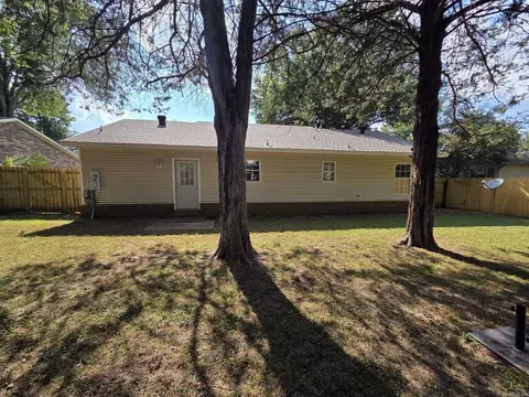 Exterior - 10 Overlook Dr, Searcy, AR 72143 photo 7 of 8