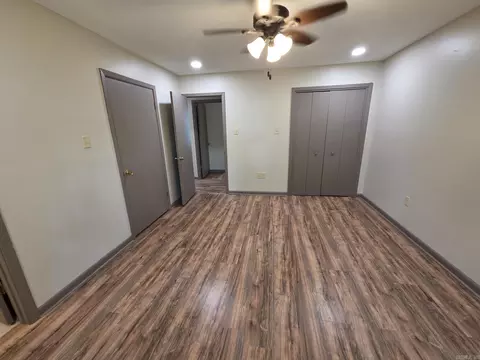 Bedroom - 10 Overlook Dr, Searcy, AR 72143 photo 1 of 8