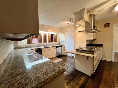 Kitchen - 115 N N Crst, Trumann, AR 72472 photo 1 of 6