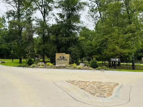210 Shagbark Trl, Maumelle, AR 72113