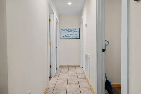 Entry Way - 117 9th Ave, Mountain Pine, AR 71956 photo 1 of 1