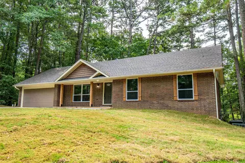 4 Ivy Cir, Arkadelphia, AR 71923