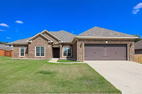 4006 Edgewater Dr, Benton, AR 72019 photo 1