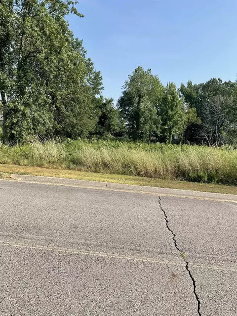 lot28 E C, Russellville, AR 72802