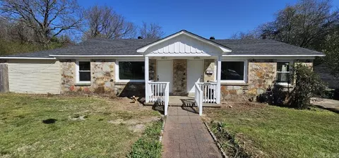 2008 Flora St, North Little Rock, AR 72114