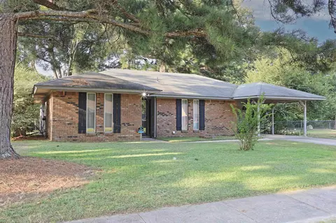 Exterior - 5518 W 20th Ave, Pine Bluff, AR 71603 photo 3 of 4