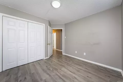 Bedroom - 216 Chantilly Cir, Maumelle, AR 72113 photo 2 of 2