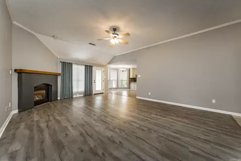 Living - 216 Chantilly Cir, Maumelle, AR 72113 photo 1 of 7
