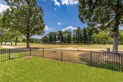 Exterior - 216 Chantilly Cir, Maumelle, AR 72113 photo 6 of 9