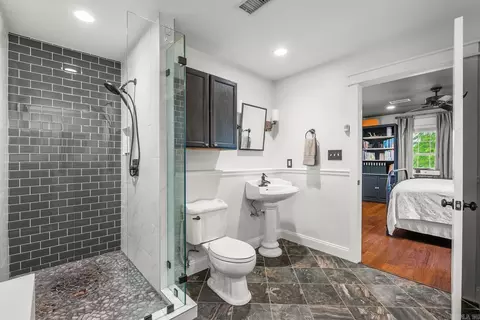 Bath - 271 Austin Loop, El Paso, AR 72045 photo 6 of 6
