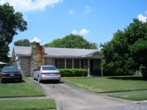 1805 Belmoor, Pine Bluff, AR 71601 photo 1
