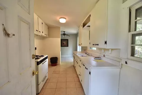 719 E Mill St, Malvern, AR 72104 photo 4