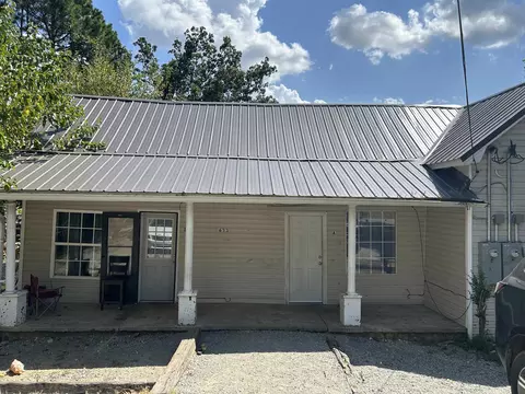 613 W Pine St, Pocahontas, AR 72455
