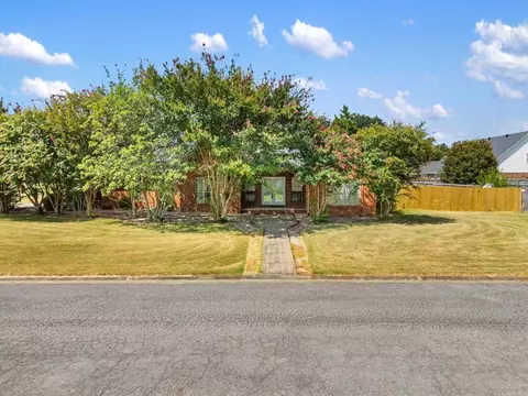930 Enderlin, Conway, AR 72034 photo 5