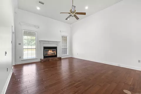 930 Enderlin, Conway, AR 72034 photo 10