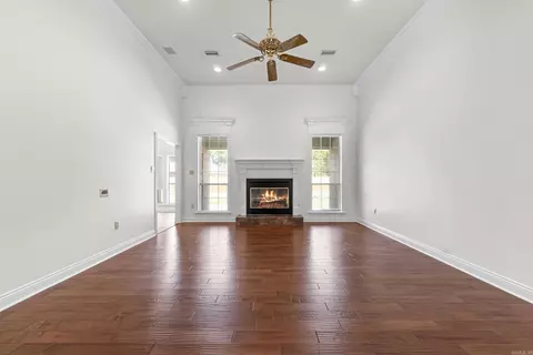 930 Enderlin, Conway, AR 72034 photo 9