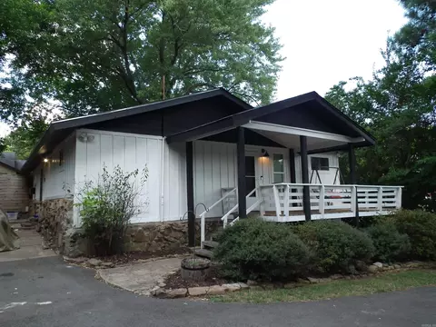 909 South St, Heber Springs, AR 72543