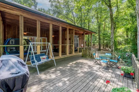Exterior - 111 N Riverfront Trl, Judsonia, AR 72081 photo 6 of 9