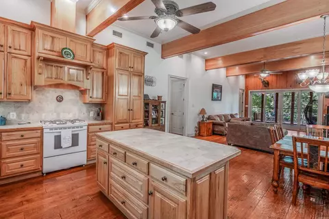Kitchen - 111 N Riverfront Trl, Judsonia, AR 72081 photo 4 of 5