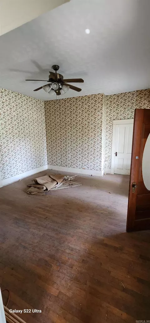 Bedroom - 311 E Church St, Paris, AR 72855 photo 2 of 3