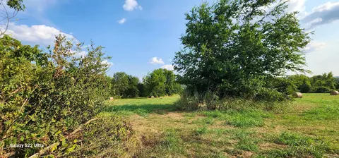 Exterior - 2710 E Walnut St, Paris, AR 72855 photo 6 of 8