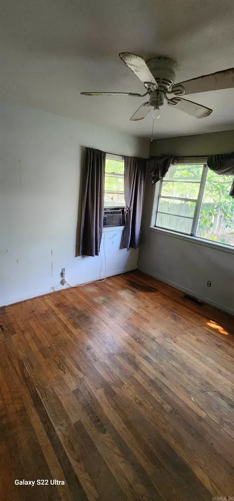 Bedroom - 2710 E Walnut St, Paris, AR 72855 photo 1 of 4