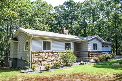 4 Monovar Ln, Hot Springs Village, AR 71909