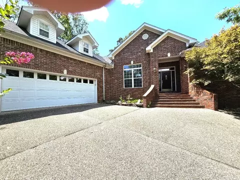 24 Magellan Dr, Hot Springs Village, AR 71909