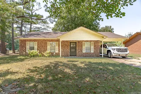 110 Carriage Dr, Osceola, AR 72370