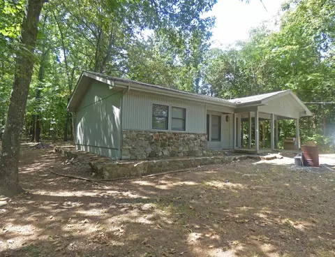 22 S Wichita Cir, Cherokee Village, AR 72529