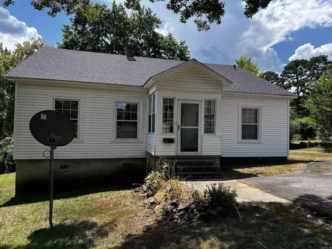 609 W Pine St, Heber Springs, AR 72543