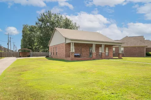 Exterior - 507 Dakota Dr, Cabot, AR 72023 photo 4 of 9