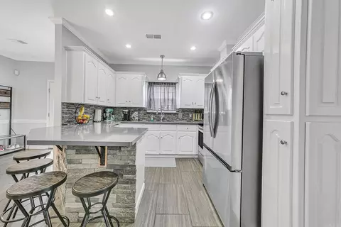 Kitchen - 507 Dakota Dr, Cabot, AR 72023 photo 1 of 8