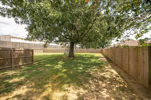 Exterior - 507 Dakota Dr, Cabot, AR 72023 photo 6 of 9