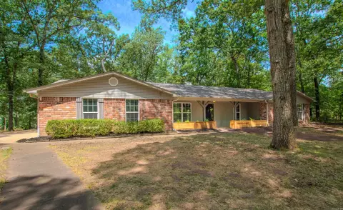 Exterior - 300 Oakmont Dr, Alexander, AR 72002 photo 2 of 21