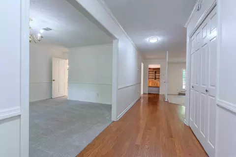 Entry Way - 300 Oakmont Dr, Alexander, AR 72002 photo 2 of 3
