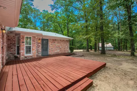 Exterior - 300 Oakmont Dr, Alexander, AR 72002 photo 4 of 21