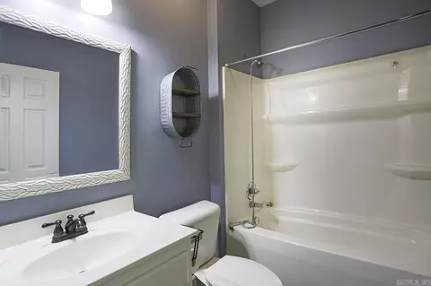 535 Davis St, Conway, AR 72034 photo 32