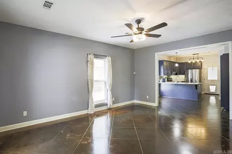 535 Davis St, Conway, AR 72034 photo 7