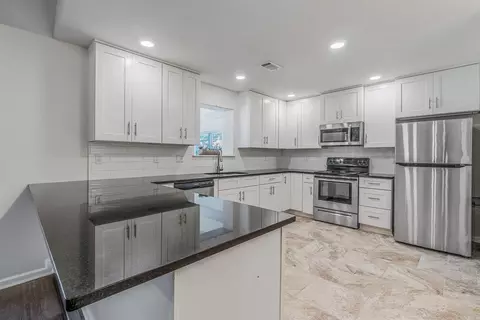 Kitchen - 18 Manchester Dr, Conway, AR 72034 photo 1 of 3